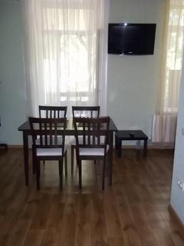 In the heart of the city!, Odessa - apartment by the day