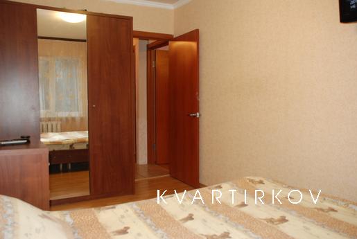 2-комнатная квартира в центре города, Киев - квартира посуточно