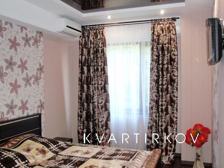 Сдам Дом 3-х са Люкс БЕЗ посред, Евпатория - квартира посуточно