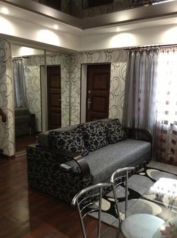 Сдам Дом 3-х са Люкс БЕЗ посред, Евпатория - квартира посуточно