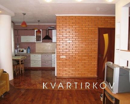 3 комнатная квартира в аренду, Харьков - квартира посуточно