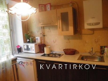 The apartment is on the hosts in the Pri, Odessa - apartment by the day