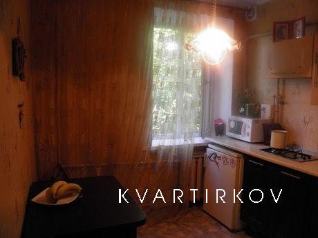 The apartment is on the hosts in the Pri, Odessa - apartment by the day