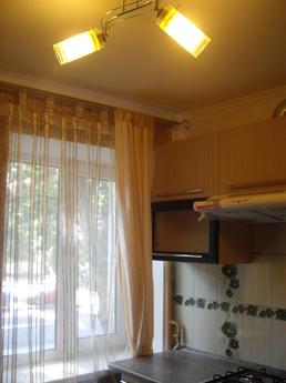 1 - BR. Apartment for rent, Odessa - apartment by the day