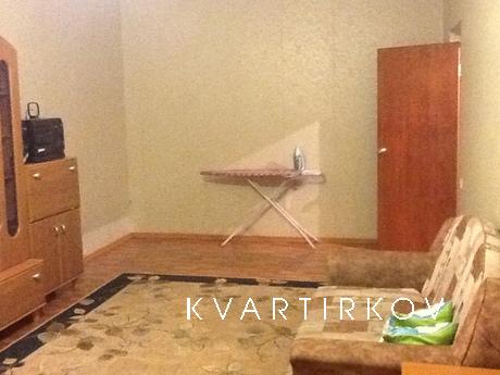 Экономичная, чистая и уютная., Сургут - квартира посуточно