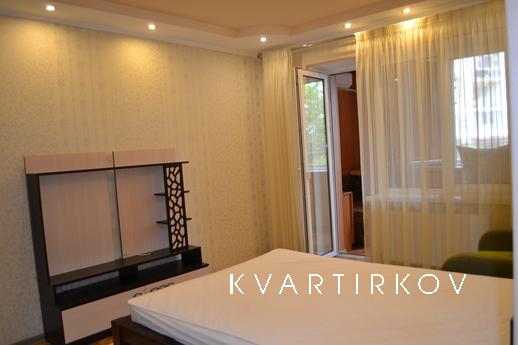 Rent 1 room sq. new building by the sea, Chernomorsk (Illichivsk) - apartment by the day