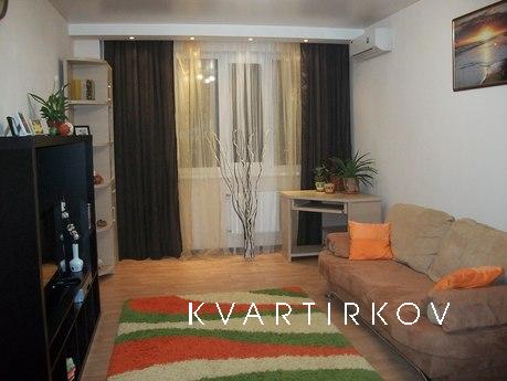 Квартира с евроремонтом в новом доме, Краснодар - квартира посуточно