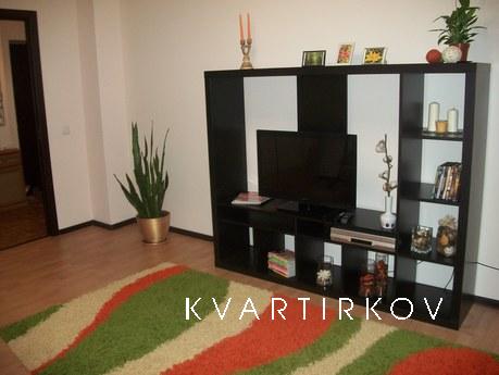 Сдаю посуточно  1-комнатную квартиру в новом доме на Энке, Ж