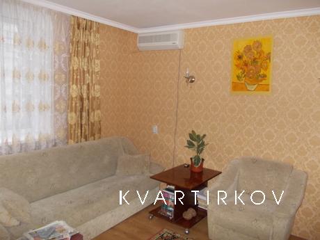Rent for the summer 2 k.kv apartment in , Yevpatoriya - apartment by the day
