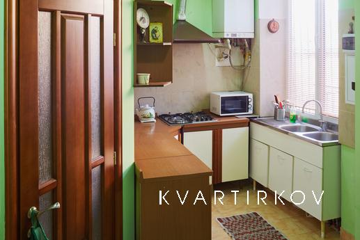 Однокімнатна квартира в центрі Львова, Львів - квартира подобово