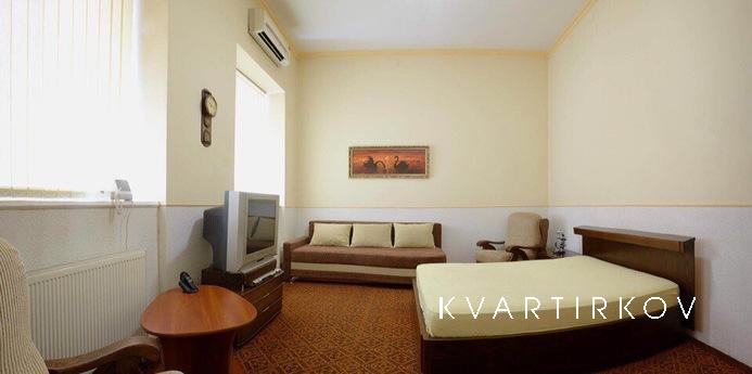 Затишна квартира в 2-х рівнях в самому центрі Львова. Кварти