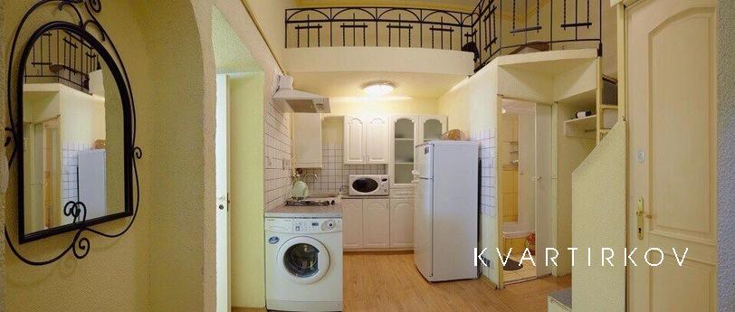 Квартира навпроти Оперного Театру, Львів - квартира подобово