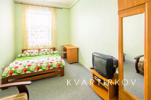 Уютная однокомнатная квартира расположена в старинном польск