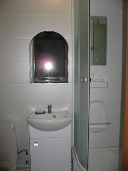 . в центрі з евроремо подобово, Саранськ - квартира подобово