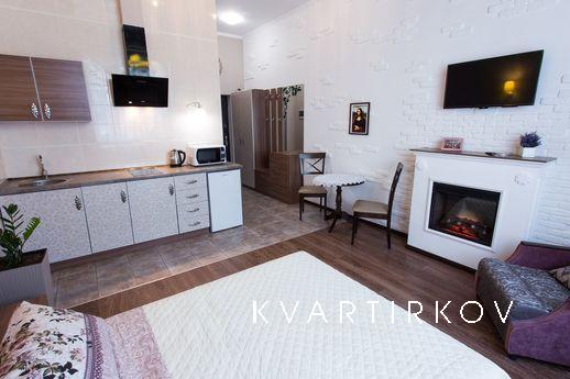 Beautiful new studio Mona Lisa in the ce, Kharkiv - apartment by the day