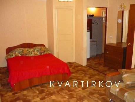 Квартира уютная, чистая. Сдается как на часы так и посуточно