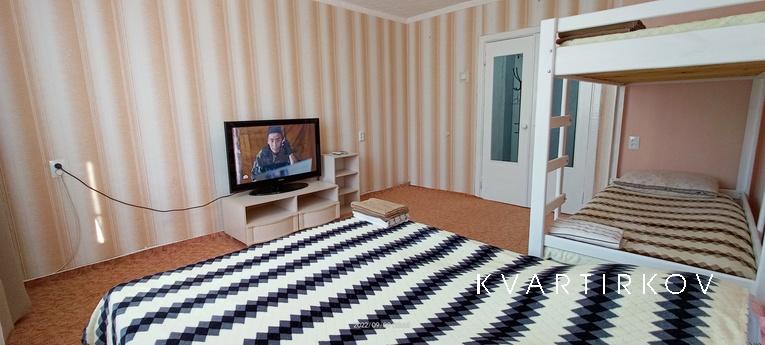 Уютная квартира с видом на Белую Скалу, Белогорск - квартира посуточно