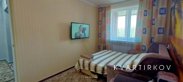 Уютная квартира с видом на Белую Скалу, Белогорск - квартира посуточно