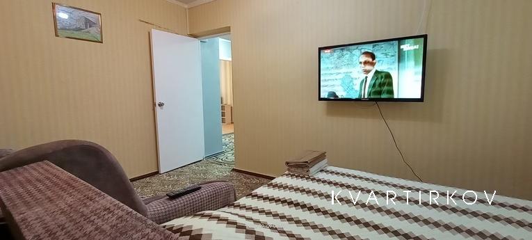 Уютная квартира с видом на Белую Скалу, Белогорск - квартира посуточно