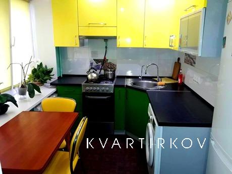Hourly, daily in the very center of the , Dnipro (Dnipropetrovsk) - apartment by the day