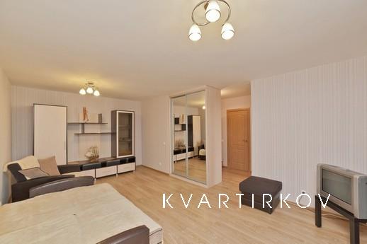 Panel building with intercom, security door to the apartment