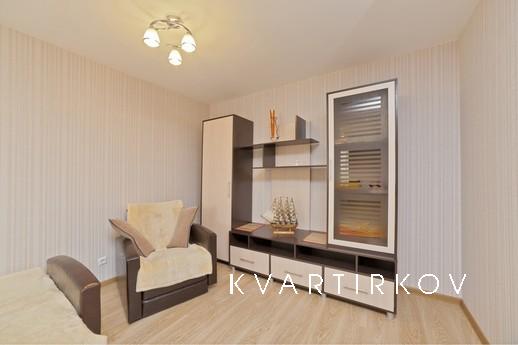1-km apartment with renovated, Yekaterinburg - apartment by the day