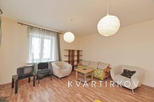 Современная, светлая и уютная однокомнатная квартира в тихом