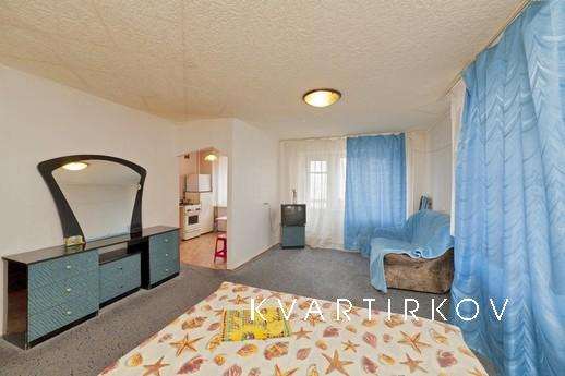 1 км ж.д вокзал, Екатеринбург - квартира посуточно