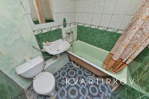 1 км ж.д вокзал, Екатеринбург - квартира посуточно