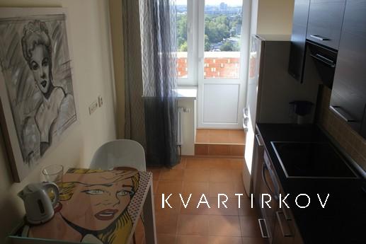 Great apartment near the subway!, Saint Petersburg - apartment by the day