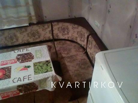 Its Q1-ra, Nagorka, Dnipro (Dnipropetrovsk) - apartment by the day