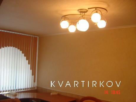 Сдаются отличная 1-комнатная квартира, Комсомольск-на-Амуре - квартира посуточно