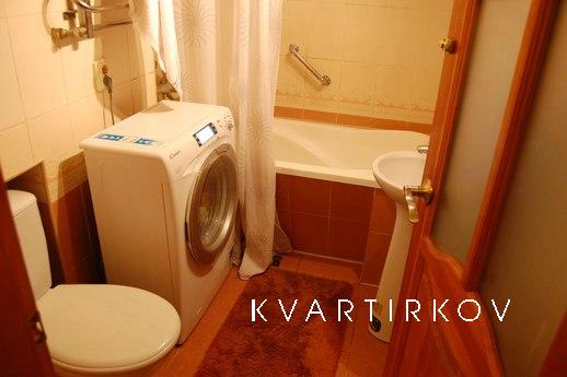 2 bedroom, in the heart of the city!, Odessa - apartment by the day