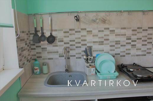 Studio apartment on Pobeda, Sevastopol - apartment by the day