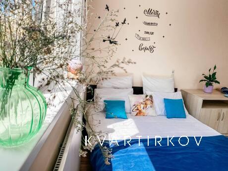 Квартира студия на Победе 2 эт, Севастополь - квартира посуточно