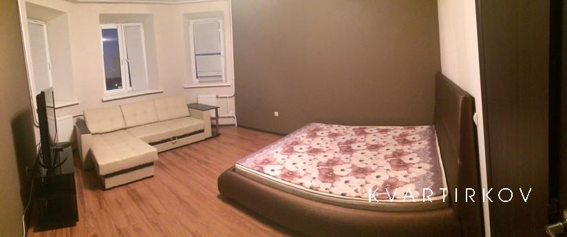 1k for rent in the area of Crystal Cryst, Tyumen - apartment by the day
