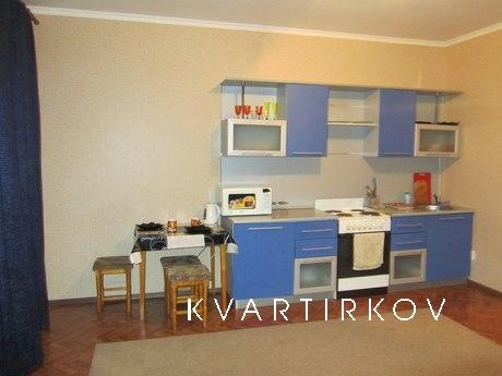 Сдается студия по  лет влксм 15/1, Тюмень - квартира посуточно