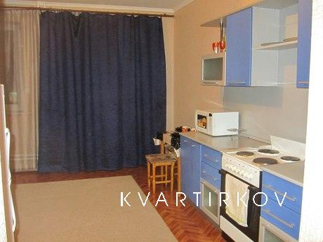 Сдается студия по  лет влксм 15/1, Тюмень - квартира посуточно