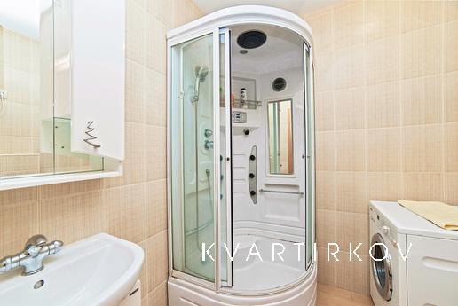 Уютная и просторная квартира – студия, Екатеринбург - квартира посуточно