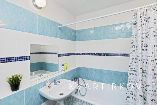 Элитная квартира студия у ЖД вокзала, Екатеринбург - квартира посуточно