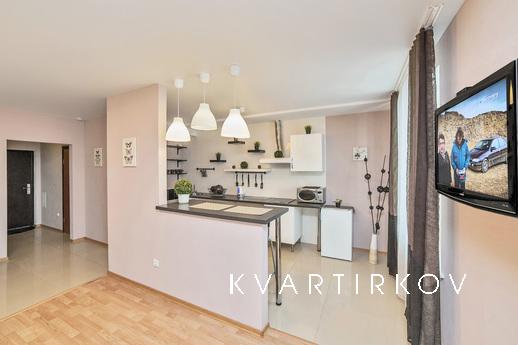 Элитная квартира студия у ЖД вокзала, Екатеринбург - квартира посуточно