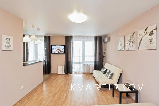 Элитная квартира студия у ЖД вокзала, Екатеринбург - квартира посуточно