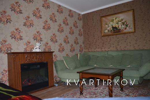 Квартира в центре  города Украинская, Кривой Рог - квартира посуточно