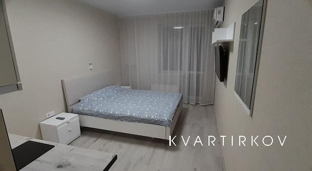 Квартира видовая ЖК'ФАМИЛИЯ', Краснодар - квартира посуточно