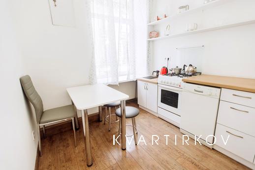Apartments on Franca, Lviv - apartment by the day