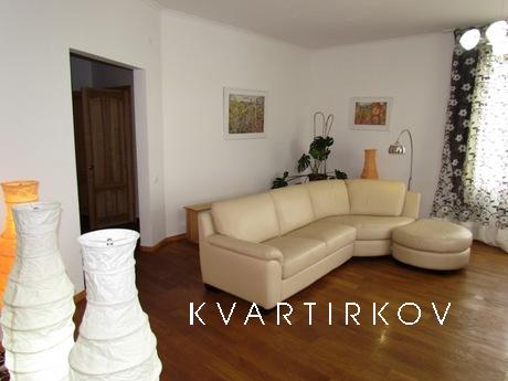 Best apartment Nikolaev, Mykolaiv - apartment by the day
