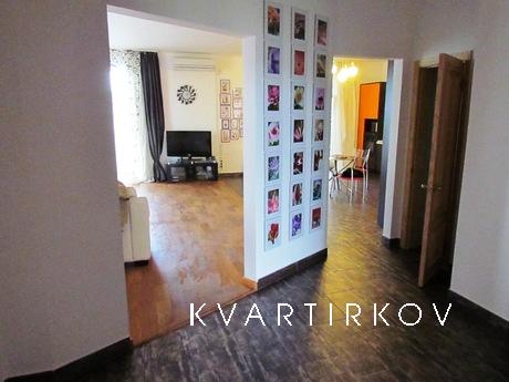 Best apartment Nikolaev, Mykolaiv - apartment by the day