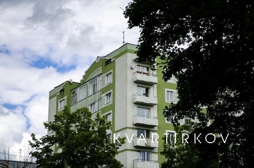 Комфортные апартаменты в центре  Ровно, Ровно - квартира посуточно