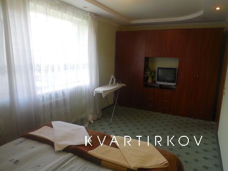 1 bedroom apartment near the sanatorium, Truskavets - apartment by the day