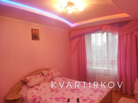One bedroom luxury apartment in the cent, Truskavets - apartment by the day